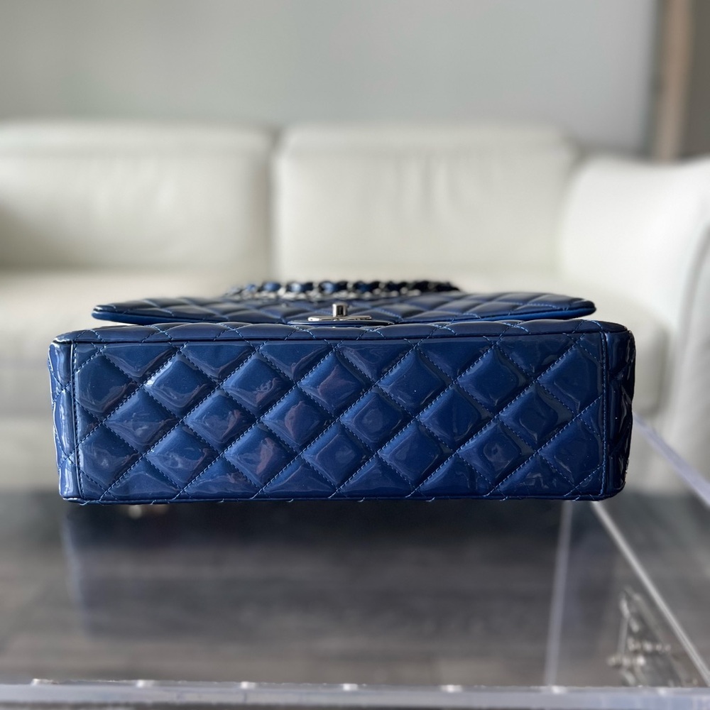 [Authentic] CHANEL PATENT LEATHER JUMBO DOUBLE FLAP BAG - Picture 13 of 17